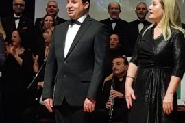 Çatı Bostanlı Müziğin Renkleri Korosu'ndan muhteşem konser