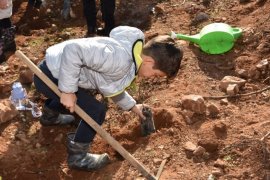 Karşıyaka’ya nefes olacak 4 bin fidan toprakla buluşturuldu