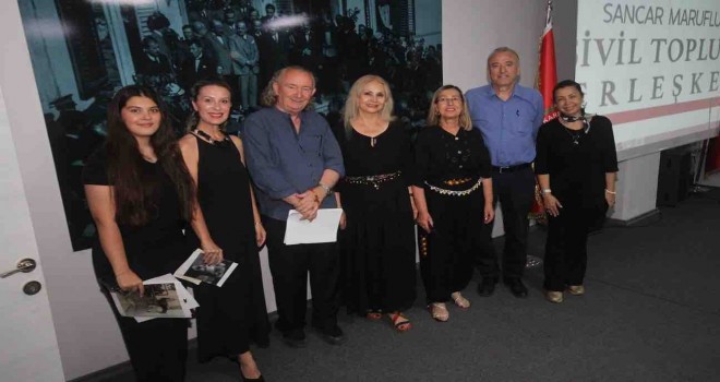 Karşıyaka'da göçmenler Nazım Hikmet'i unutmadı