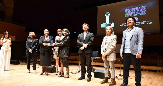 4. İzmir Uluslararası Film ve Müzik Festivali’nde ödüller sahiplerini buldu