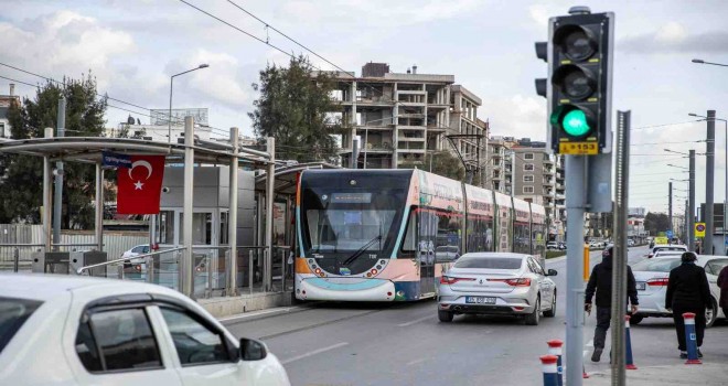 Karşıyaka ve Çiğli tramvaylarında yeni düzenleme