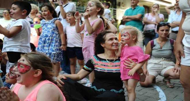 Sokak Senin coşkusu bu kez Şemikler'de yaşandı