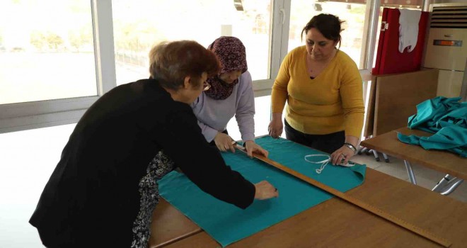 Bayraklı'da 27 branşta meslek edindirme kursu