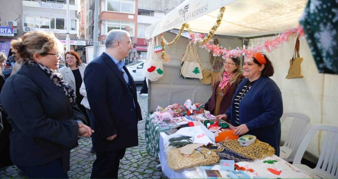 Bergama Belediyesi'nden üreten kadınlar için yeni yıl pazarı