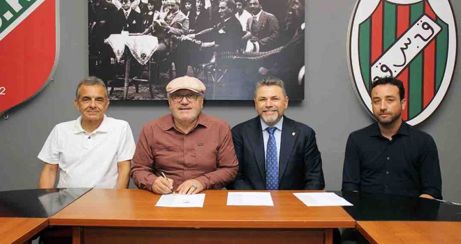 Karşıyaka'da Akçay dönemi resmen başladı