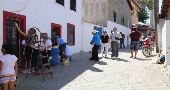 Güzelbahçe kadınlarından imece örneği