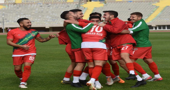 Karşıyaka, Ofspor'a patladı...