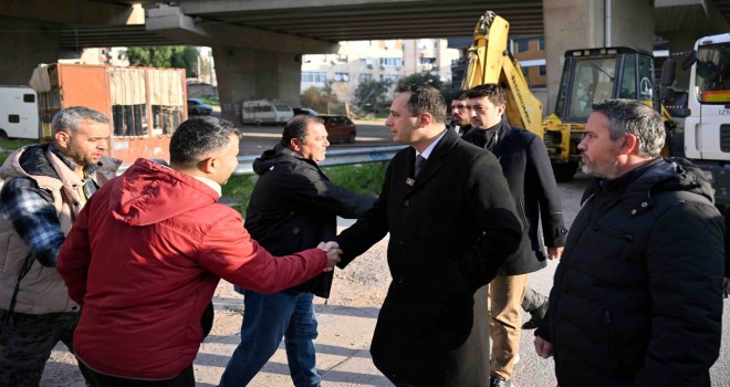 Bornova’da yol sorunlarına acil çözüm