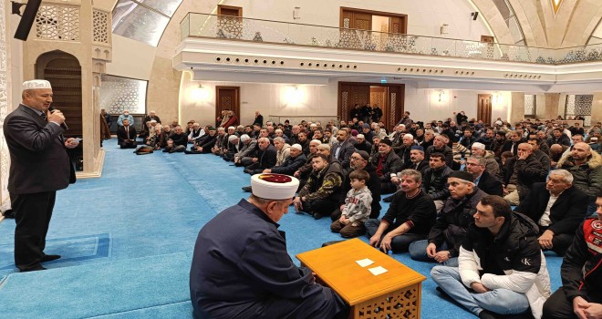 Müftü Cihangeri: Beş gece vardır ki onlarda yapılan dualar geriye çevrilmez