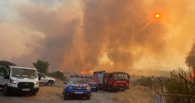 İzmir duman altı...