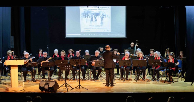 Türk kadınının gurur gününde muhteşem konser