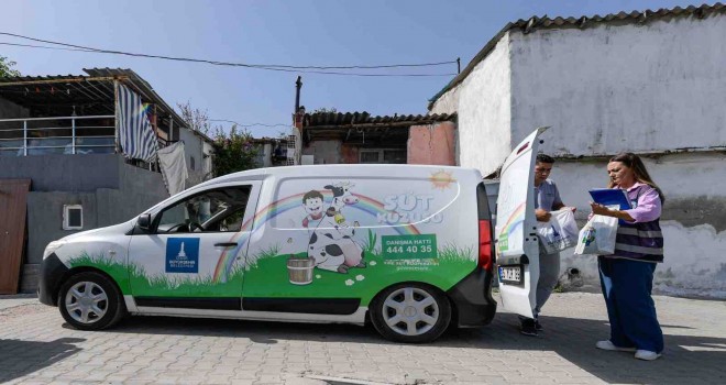 İzmir Büyükşehir Belediyesi süt dağıtımına başladı