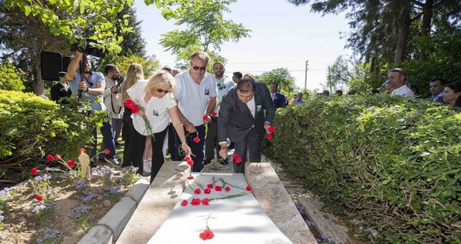 Ahmet Piriştina unutulmadı