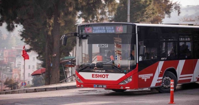 İzmir'deki otobüslerde Ata'nın sözleri...