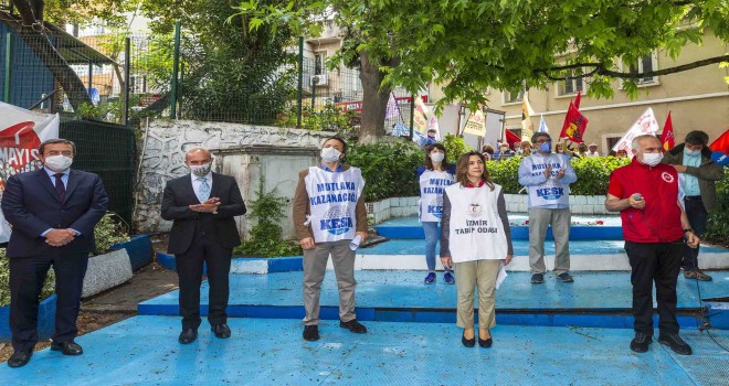 İzmir’de 114 yıl sonra aynı yerde 1 Mayıs kutlandı