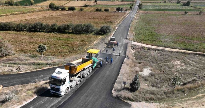 İzmir’in zirvesinde asfalt seferberliği