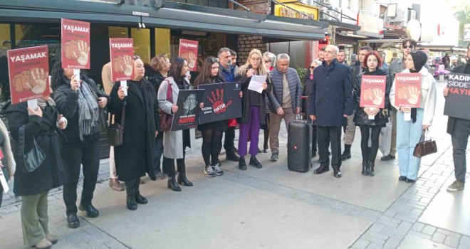 Zafer Partisi İzmir'den kadına şiddete tepki