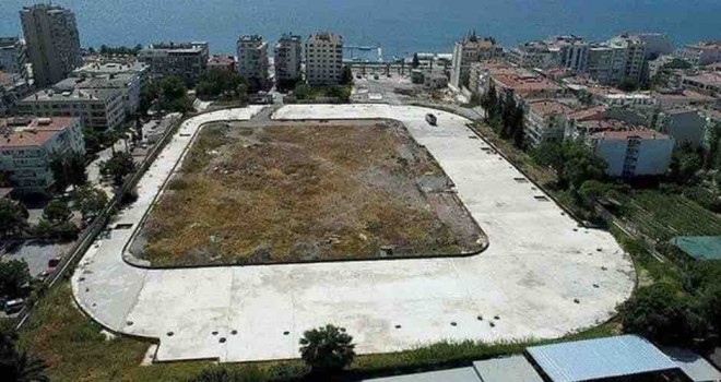 Karşıyaka Belediyesi, Karşıyaka Stadı arazindeki hakkını devredecek