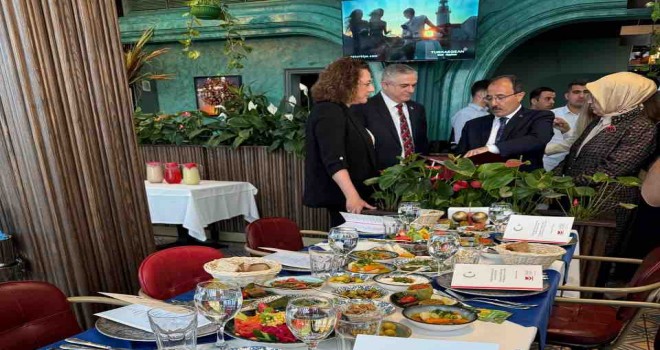 Egeli gastronomi ekibi Azerbaycan’da Ege Mutfağı'nı tanıttı