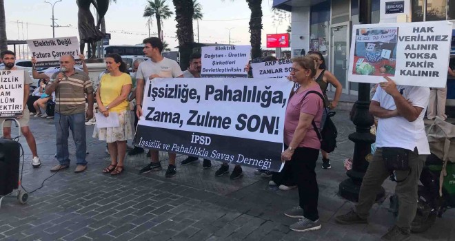 İşsizlik ve Pahalıkla Savaş Derneği'nden Karşıyaka'da protesto