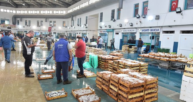 Sebze ve balık haline paket arıtma geliyor