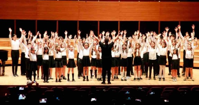 154 koro, 6 bin korist İzmir’de buluştu