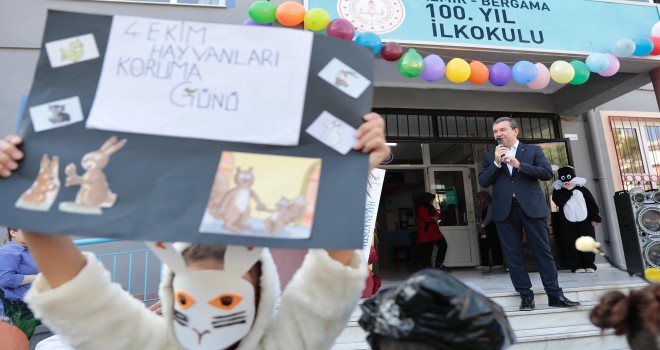 Bergama Belediyesi'nden Dünya Hayvanları Koruma Günü etkinliği