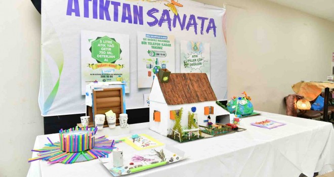 Çiğli’de çocuklara geri dönüşüm bilinci oyunla aşılandı
