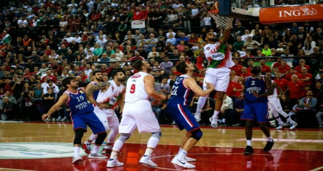 TBF, Pınar Karşıyaka'ya ceza yağdırdı...