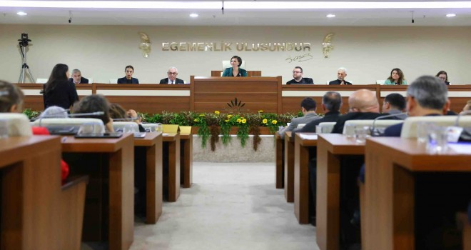 Karabağlar Belediyesi Meclisi'nde çoğunluk Cumhur İttifakı'na geçti