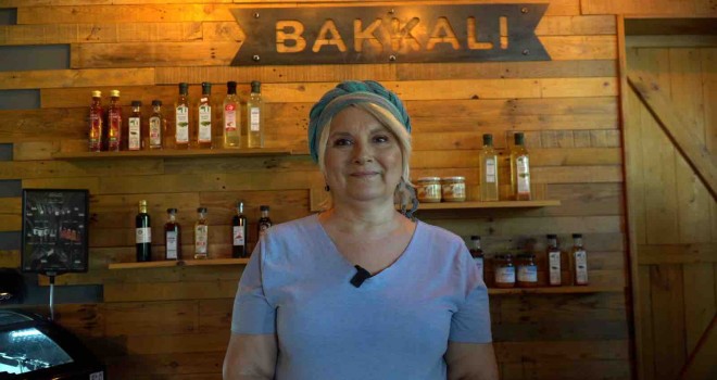 Efes Tarlası Bakkalı yerli üretimin kalbi olmaya devam ediyor