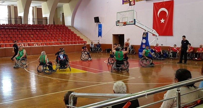 KES, son deplasman maçını kazandı...