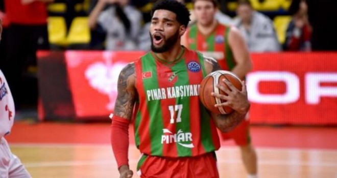 Pınar Karşıyaka DJ Kennedy ile sözleşme yeniledi