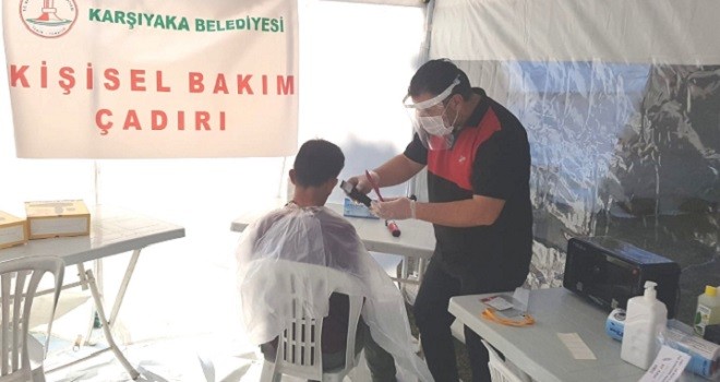 Karşıyaka’da Volkan Berber’den Askıda Tıraş Uygulaması