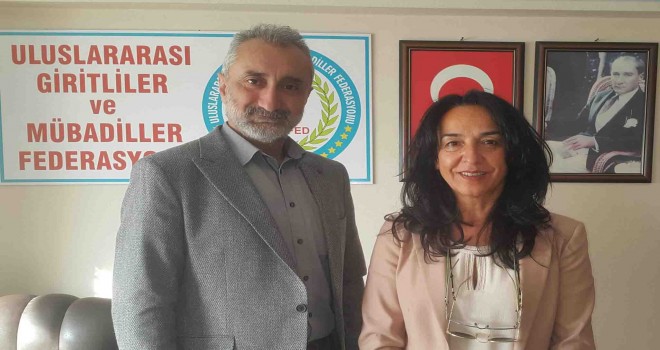 Yönetmen Özkan Mübadelenin 100.Yıl anısına çekilecek belgesel için İzmir'de