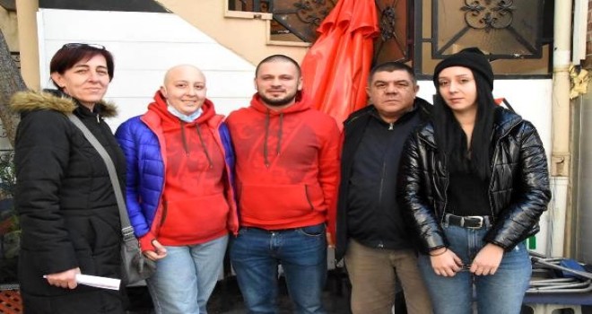 Karşıyakalı İlayda ona hayat verecek donörü arıyor