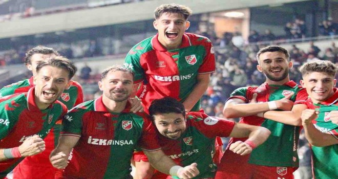 Kaf Kaf'ın gençleri parladı...