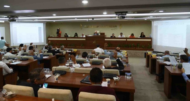 Başkan Selvitopu: Eğitime desteğimiz kesintisiz sürecek