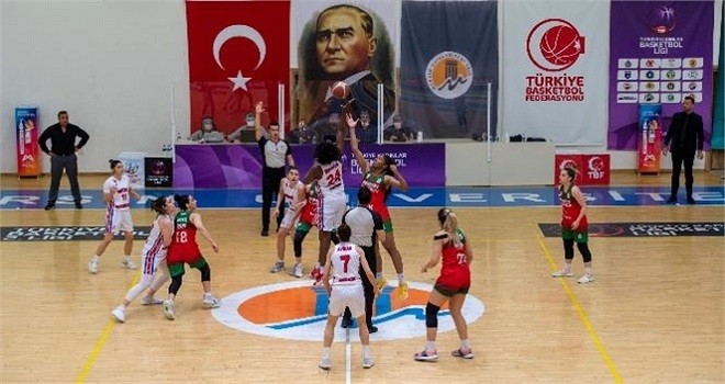 Karşıyaka Çarşı Koleji 59 fark yedi!