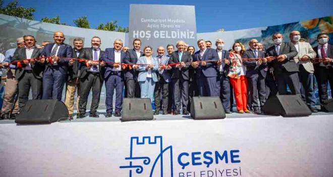 Kılıçdaroğlu'nun katılımıyla  Cumhuriyet Meydanı’na görkemli açılış