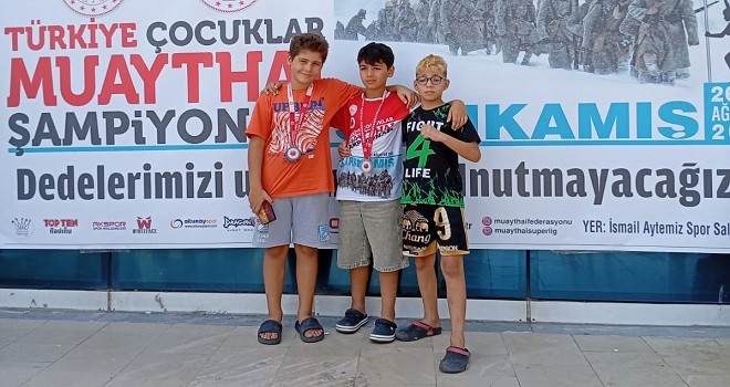 Bostanlıspor’a Kars’tan 2 madalya geldi...