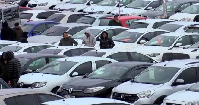 İzmir'de taşıt sayısında artış