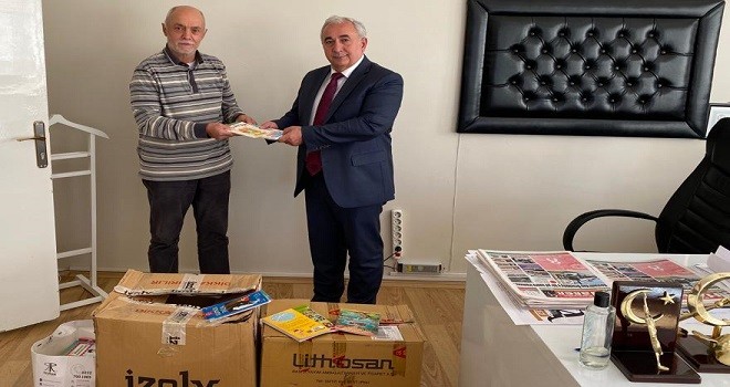 Bostanlıspor’dan Karşıyaka Halk Eğitim'e kitap bağışı