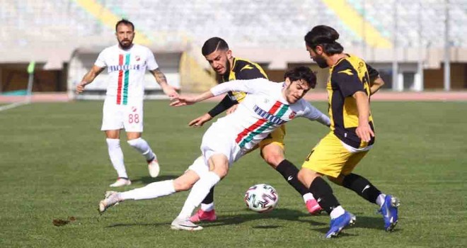 Karşıyaka ikinci yarıları seviyor