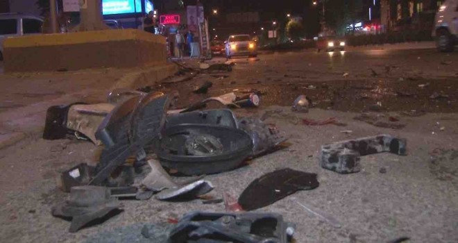 Karşıyaka'da feci kaza: İki ölü iki yaralı