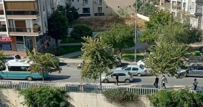 Karşıyaka'da minibüsten düşen kadın hayatını kaybetti