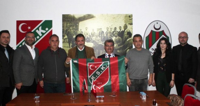 Suriye Türkmen Meclisi Karşıyaka'yı ziyaret etti