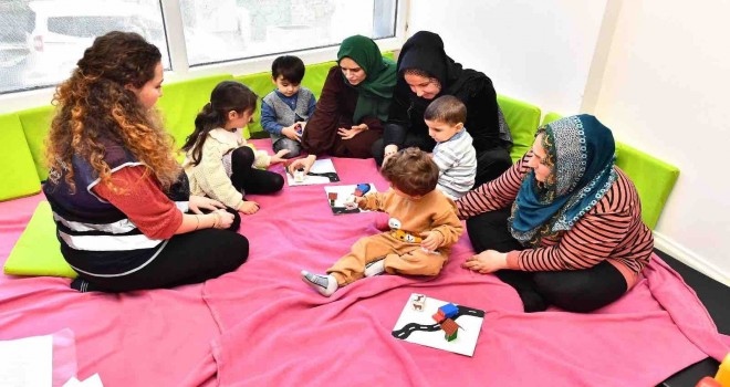 Bebekler ilk diplomalarını aldı