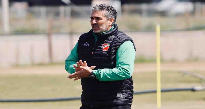 Yıldırım: Önce Bursaspor'u yeneceğiz, ardından şampiyonluk hasretine son vereceğiz