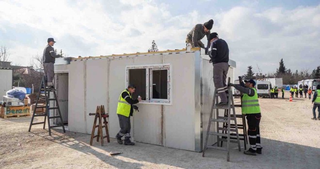 İzmir Büyükşehir, Kahramanmaraş’ta 232 konteynerli kent kuruyor